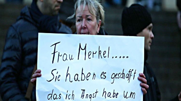 Welche politische Verantwortung trägt Merkel am Terror?