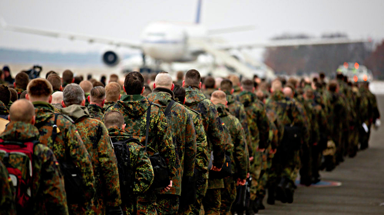 Scholz: 100 Milliarden Euro zus&auml;tzlich f&uuml;r Bundeswehr