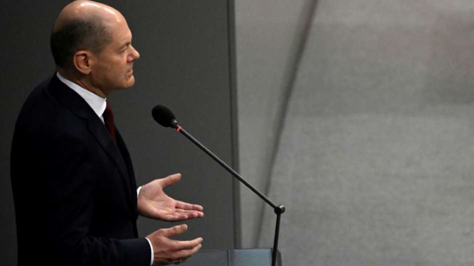 Scholz wirbt im Bundestag f&uuml;r z&uuml;gige Einf&uuml;hrung einer Impfpflicht