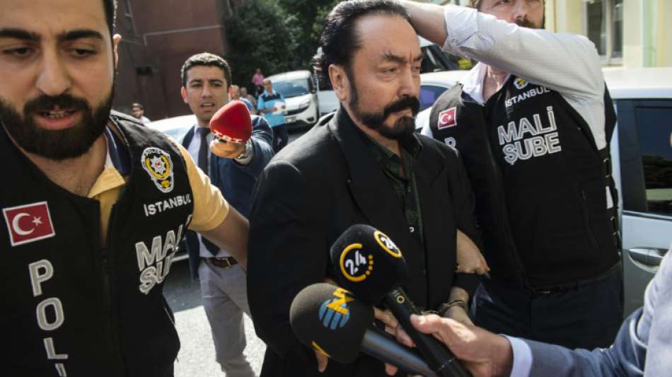 Istanbul: T&uuml;rkischer TV-Prediger zu 1075 Jahren Haft verurteilt