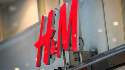 H&M kann Quartalsgewinn fast verdreifachen