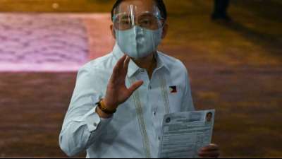 Dutertes Kandidat f&uuml;r philippinische Pr&auml;sidentschaft zieht Kandidatur zur&uuml;ck