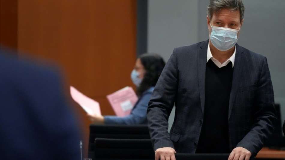 Habeck will Impfstoffversorgung f&uuml;r kommenden Winter sichern