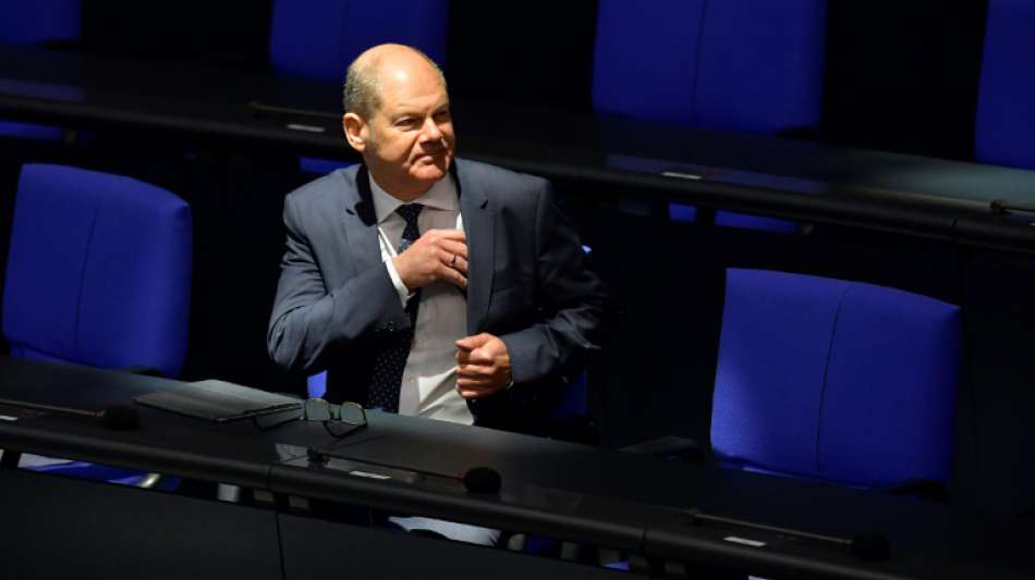 Scholz wirbt im Bundestag für europäische Solidarität in der Corona-Krise