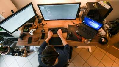 Anteil der Besch&auml;ftigten im Homeoffice geht weiter zur&uuml;ck