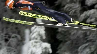 Skispringen: Geiger und Eisenbichler fliegen auf das Podest