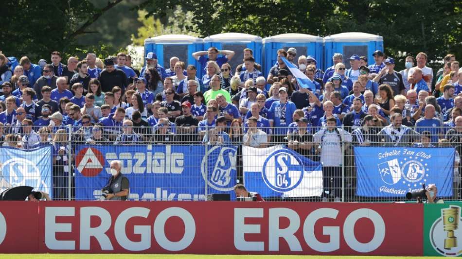 Sportpolitiker f&uuml;r klare Zugangsregeln in Bundesliga-Stadien