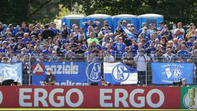 Sportpolitiker f&uuml;r klare Zugangsregeln in Bundesliga-Stadien