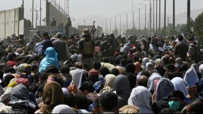 Mindestens sechs Tote bei Anschlagsserie am Flughafen von Kabul