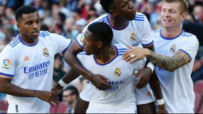 Erster Clasico nach der Messi-&Auml;ra: Alaba f&uuml;hrt Real zum Sieg 