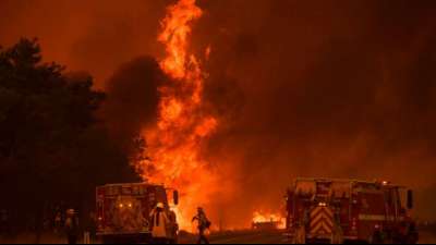 Weiterer Waldbrand w&uuml;tet unkontrolliert im Norden Kaliforniens