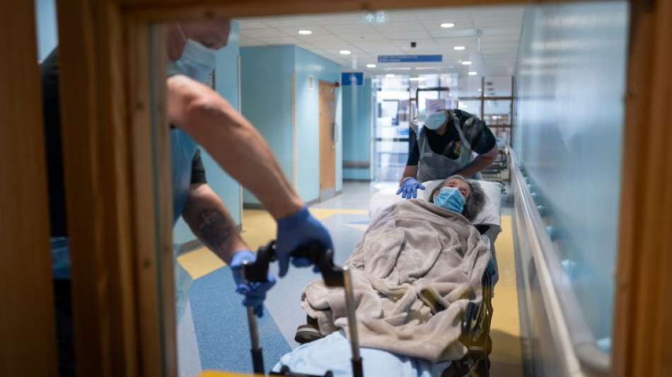 Mehr als 12.500 Heimbewohner in Großbritannien an Covid-19 gestorben