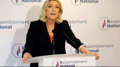 Le Pen als Chefin von Rassemblement National wiedergew&auml;hlt