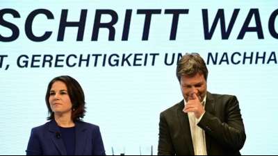 Habeck lobt Agrarminister &Ouml;zdemir: "Begnadeter Kommunikator"