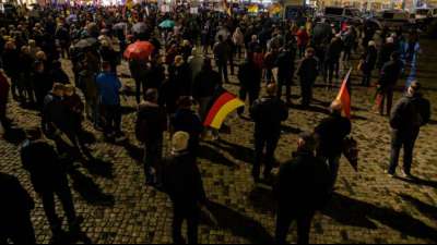 S&auml;chsischer Verfassungsschutz stuft Pegida-Bewegung als extremistisch ein