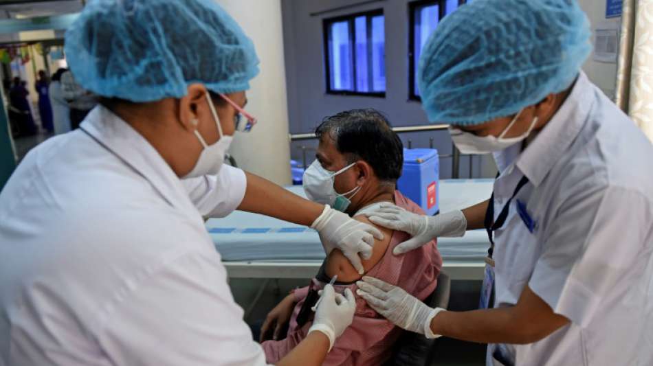 Indien startet ehrgeizige Impfkampagne