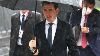 &Ouml;sterreichs Bundeskanzler weist Vorw&uuml;rfe in neuer Korruptionsaff&auml;re zur&uuml;ck