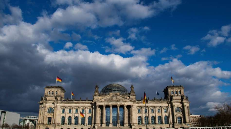 Gr&uuml;ne kritisieren erneutes Anwachsen des Bundestags 