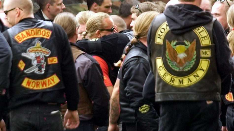 Fast 1800 Polizeibeamte bei Razzien gegen Rockerverein im Einsatz
