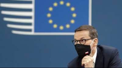 Polen wirft EU "Erpressung" im Streit um Rechtsstaatlichkeit vor 