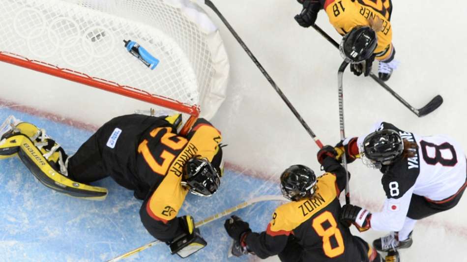 Zur Kontakt-Nachverfolgung: Spielerinnen tragen Tracker bei Eishockey-WM 