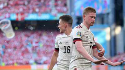 Emotionale D&auml;nen k&ouml;nnen auch "f&uuml;r Christian" nicht punkten - Belgien im Achtelfinale