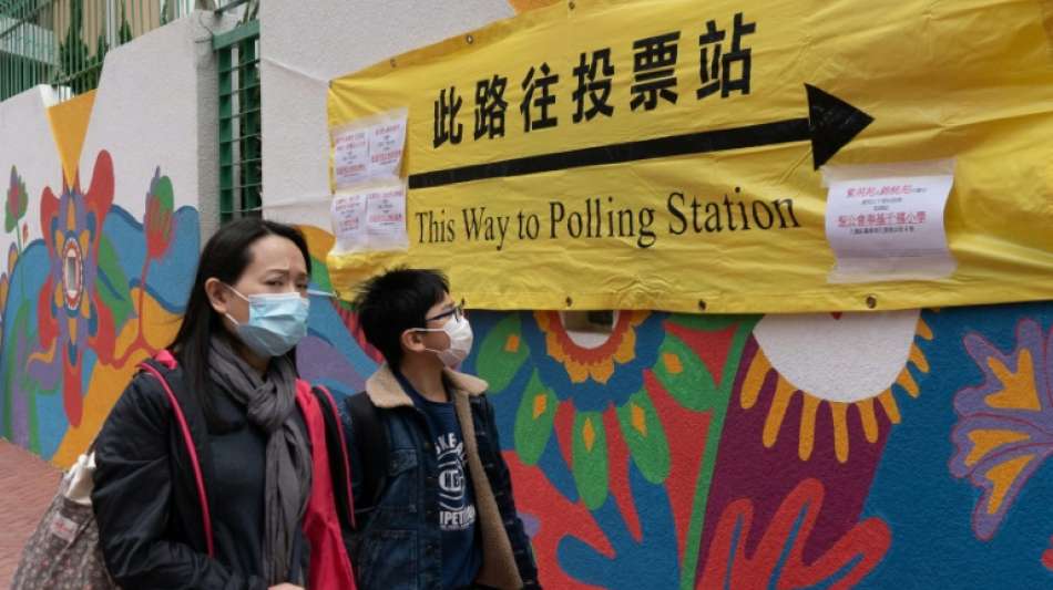 G7-Staaten beklagen "Abbau demokratischer Elemente" nach Wahl in Hongkong