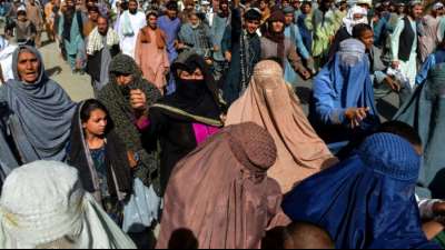 Hunderte Afghanen protestieren gegen Zwangsr&auml;umungen in Kandahar