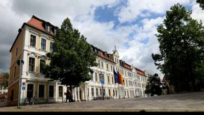 Landtag von Sachsen-Anhalt nach Bombendrohung ger&auml;umt
