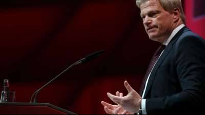 Bayern-Chef Kahn: "Fundamentalster Wandel im Fu&szlig;ball"