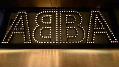 Abba st&uuml;rmt nach Comeback deutsche Charts