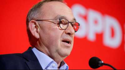 Walter-Borjans sichert Kanzlerin Merkel R&uuml;ckhalt durch SPD zu