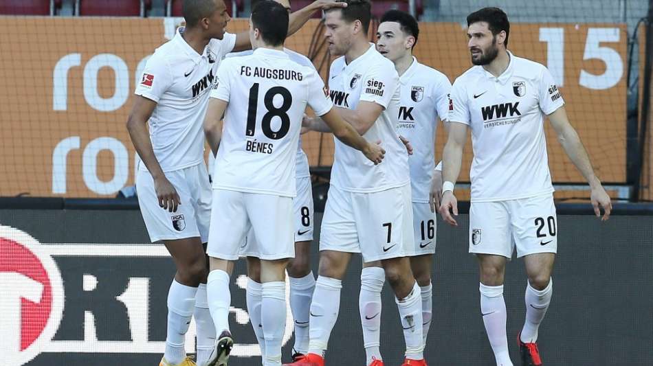 1:0 gegen Gladbach - Augsburg erster Saisonsieg dank Niederlechner 