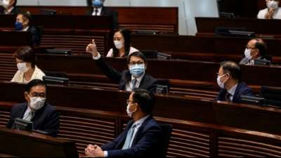 Hongkonger Parlament besiegelt von China verordnete Wahlrechtsreform