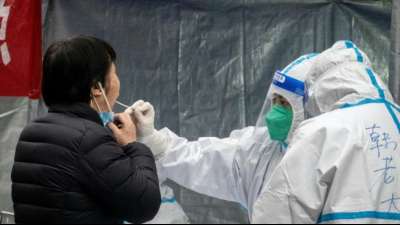 Corona-Tests bei allen zw&ouml;lf Millionen Einwohnern der chinesischen Stadt Zhengzhou