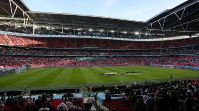 Aerosol-Forscher Scheuch h&auml;lt Wembley-Stadion f&uuml;r sicheren Ort