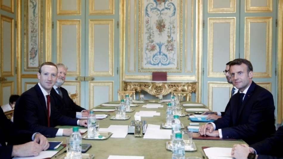 Facebook-Chef Zuckerberg und Macron beraten über Hass im Netz