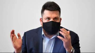 Nawalny-Mitarbeiter h&auml;lt EU-Sanktionen gegen Oligarchen rechtlich f&uuml;r m&ouml;glich
