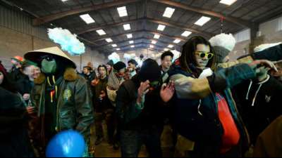 Illegale Silvesterparty mit 2500 Menschen in Frankreich l&ouml;st sich langsam auf