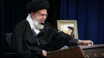 Chamenei: Iran besteht nicht auf Rückkehr der USA zum Atomabkommen