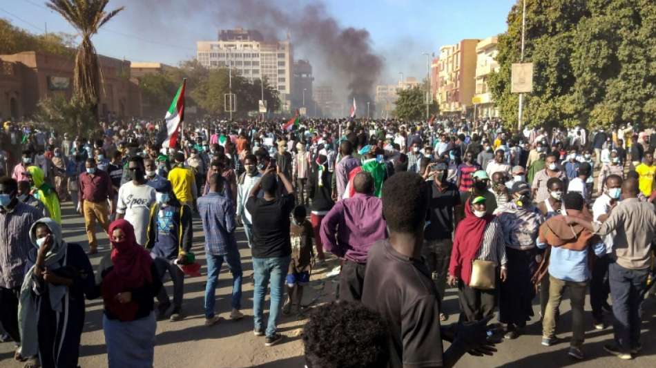 Erneute gro&szlig;e Proteste gegen brutale Milit&auml;r-Diktatur im Sudan