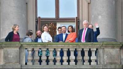 Habeck will diskrete Gespr&auml;che zur Regierungsfindung und keine "Balkonfotos"
