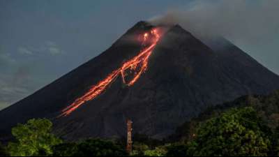 Vulkan Merapi auf Indonesien erneut ausgebrochen