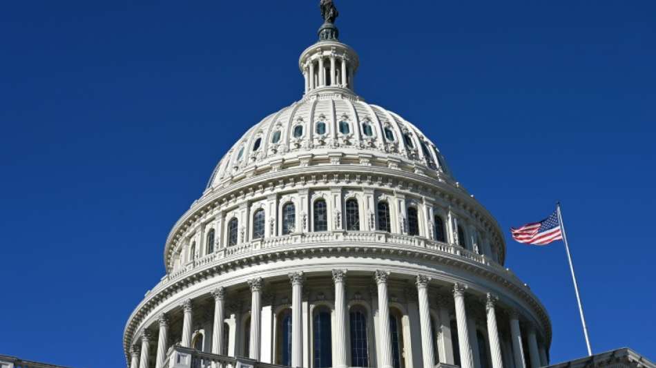 US-Kongress beschlie&szlig;t milliardenschweren Verteidigungshaushalt