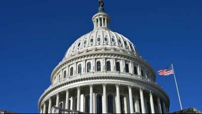 US-Kongress beschlie&szlig;t milliardenschweren Verteidigungshaushalt