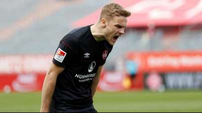 1. FC N&uuml;rnberg schl&auml;gt Rostock und springt auf Aufstiegsplatz