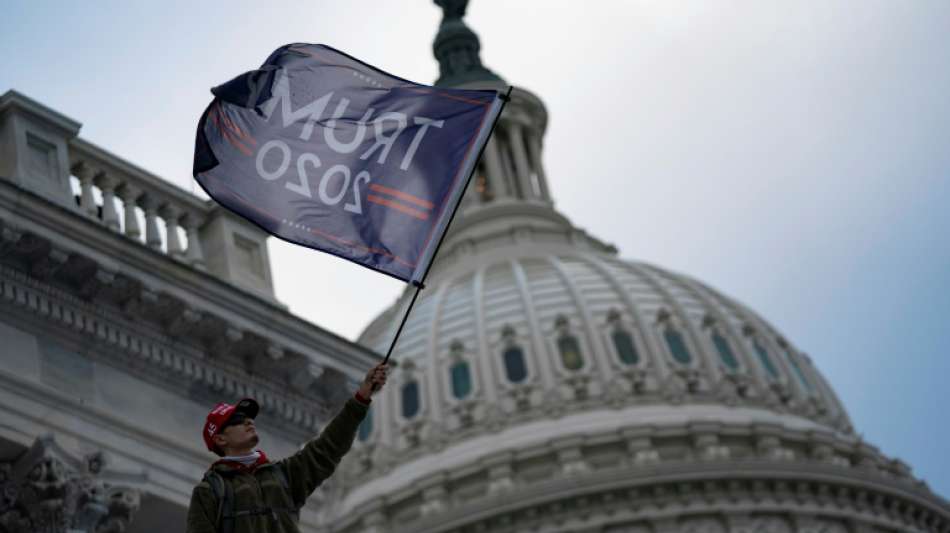 US-Kongress setzt nach Randale Sitzung zu Bidens Wahlsieg fort