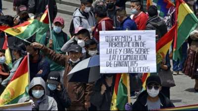 Erste gro&szlig;e Protestwelle gegen Boliviens Pr&auml;sident Arce