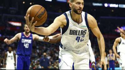 NBA: Kleber verliert mit Dallas, Suns hei&szlig;