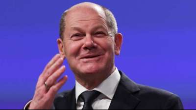 Scholz weist Konflikte mit Baerbock in der Au&szlig;enpolitik zur&uuml;ck
